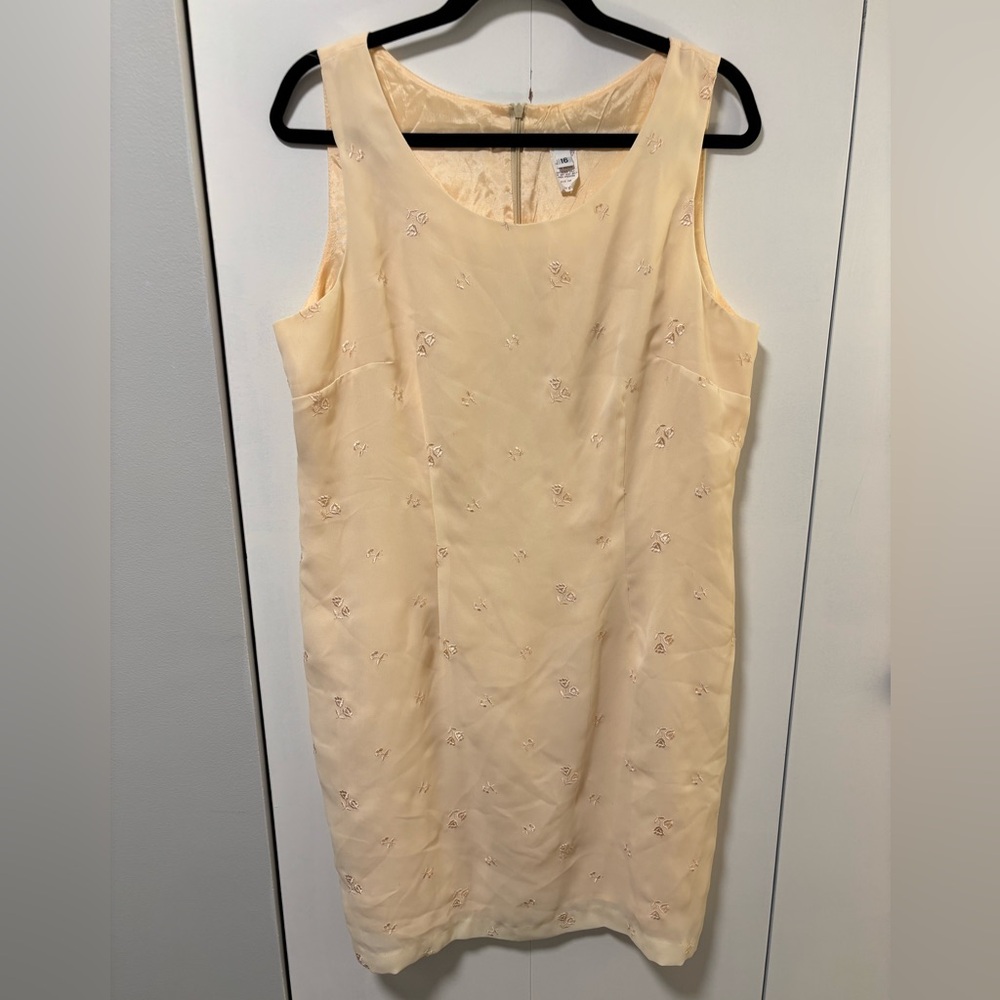 Y2K Vintage Cream Sleeveless Dress